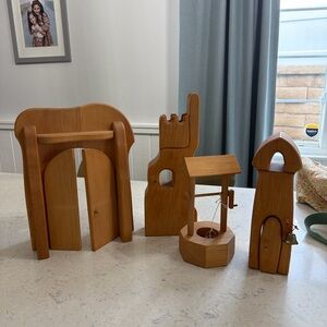 Ostheimer Wooden Fortress Building Set for Kids